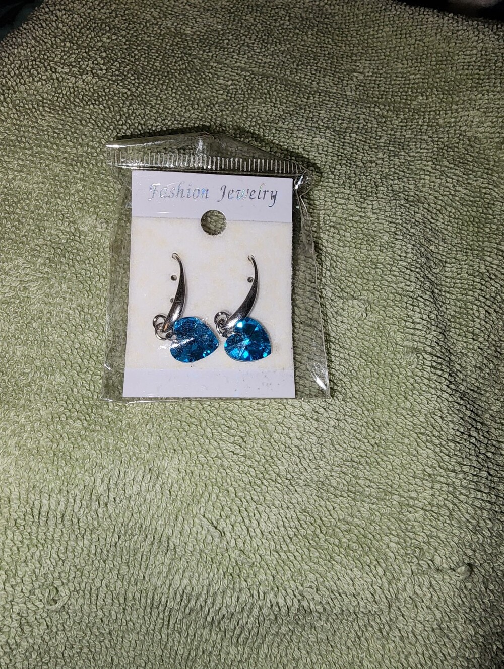 Fashion Jewelry Bright Blue Heart Drop Earrings